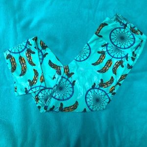 LuLaRoe leggings, mint green w/dream catchers